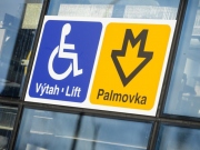 Praha 6 požaduje po DPP vybudovat ve stanici metra Hradčanská výtahy