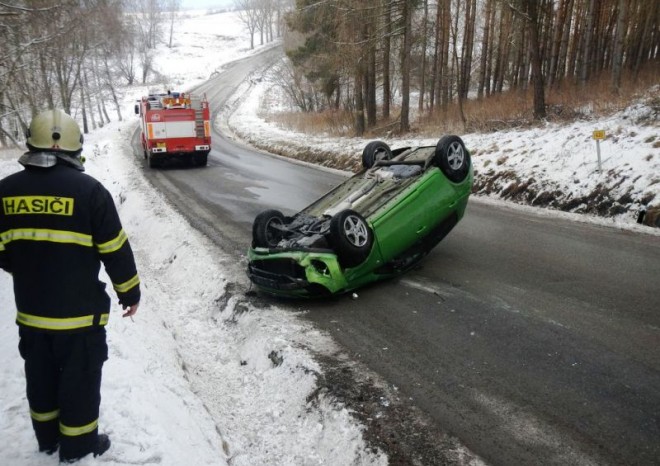 V zimním období trápí řidiče častěji poruchy než nehody