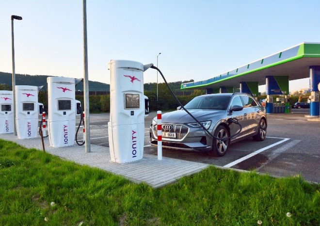 OMV a IONITY otevřou nejvýkonnější rychlonabíjecí stanici pro elektromobily v ČR