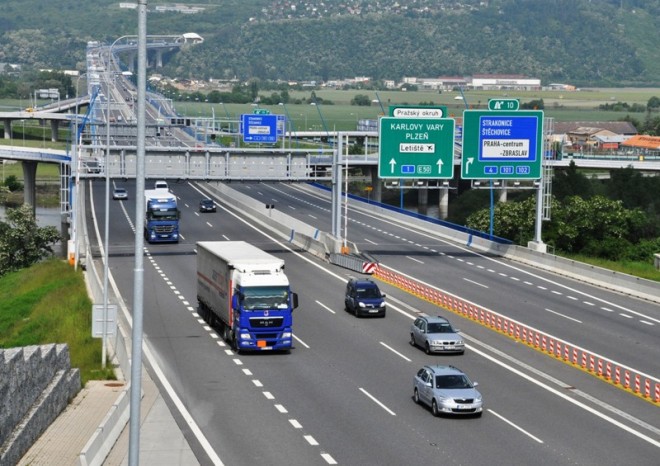 Dopravci navrhují politickým stranám teze volební kampaně