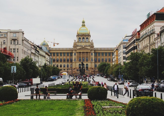 Praha plánuje zpoplatnění vjezdu do centra pro tranzitní dopravu