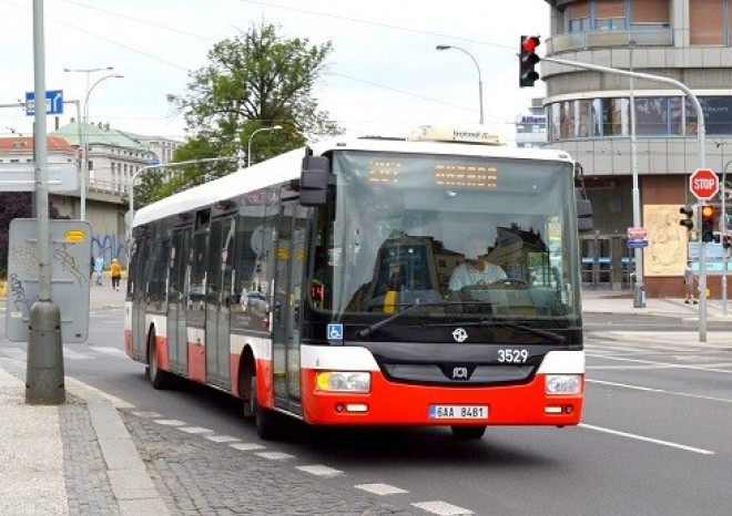 ​Jízdenky pražské MHD by mohly příští rok zdražit o osm korun