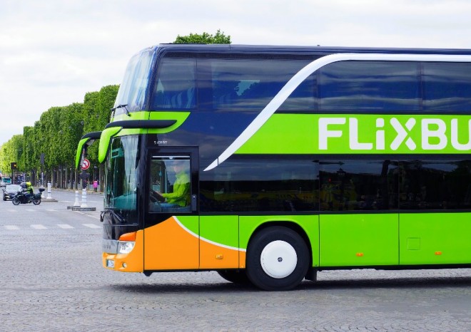 FlixBus za rok převezl na českých linkách 2,3 milionu cestujících