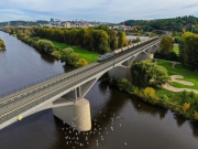 Těžké lokomotivy prověřily Branický most, dvojkolejný provoz začne příští týden