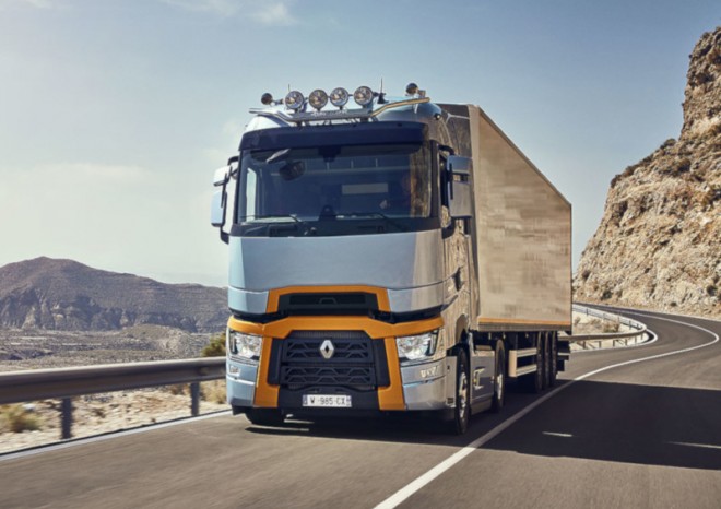 Renault Trucks si v roce 2020 udržel svou pozici