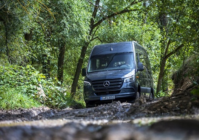 ​V září začíná prodej modelu Mercedes-Benz Sprinter s modernizovaným pohonem