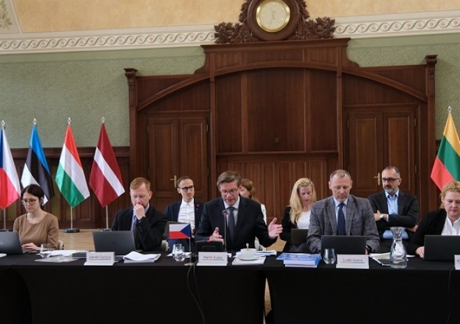 ​Zástupci zemí V4 a Pobaltí uzavřeli deklaraci o železničním propojení států