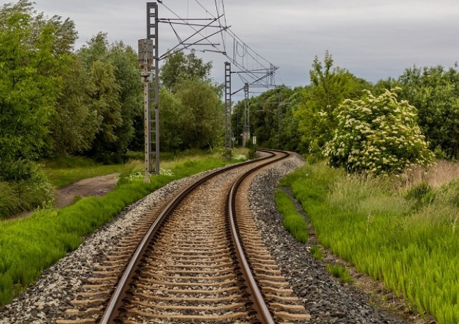 ​ACRI: Je třeba výrazně zrychlit elektrizaci tratí v ČR, řešením je tzv. prostá elektrizace a v mezičase nasazení akutrolejových vozidel