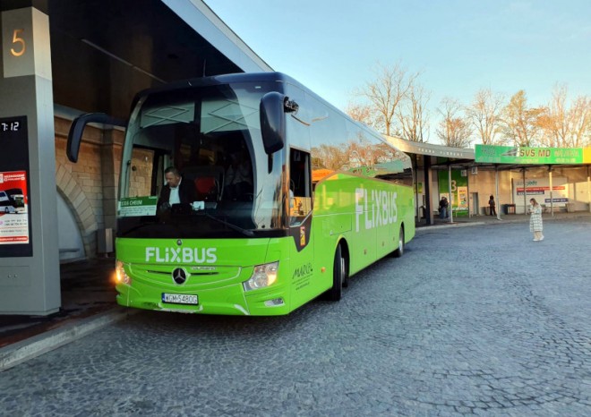 Společnost Flix vyzývá úřady k investicím do autobusové infrastruktury