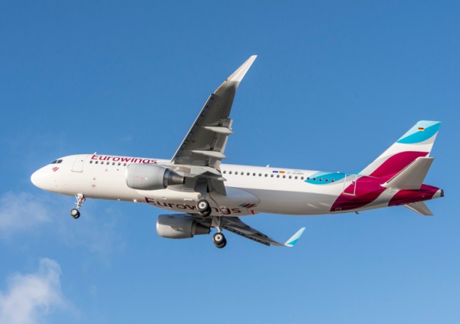 Eurowings nyní mluví i česky