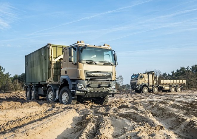 ​První vojenská vozidla DAF CF byla dodána belgickým ozbrojeným silám