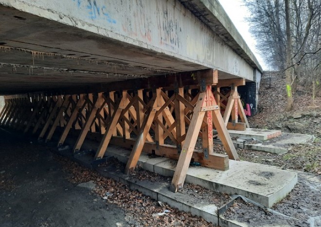 ​Oprava mostu, po němž vede D10, začne u Staré Boleslavi v pondělí