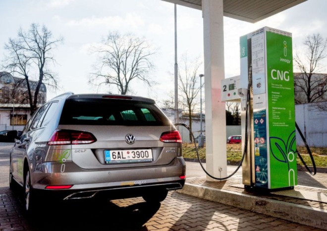 Zájem o CNG nadále roste, v průměru přibývají 2 plničky měsíčně