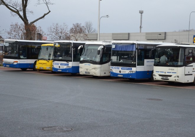 ÚOHS začal řešit tendr královéhradeckého kraje na autobusové dopravce