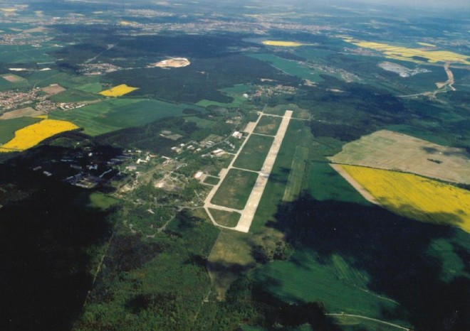 ​Ministerstvo obrany převzalo minulý týden letiště Líně u Plzně od firmy PlaneStation