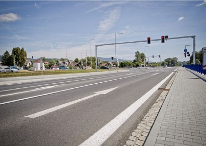 Petice požaduje dostavbu D49, vyzývá odpůrce stavby, aby ji neoddalovali