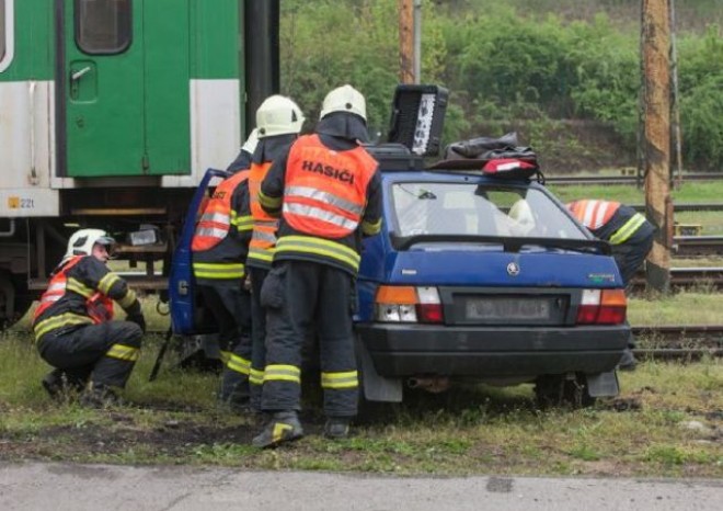 Rok 2013 přinesl méně nehod na železničních přejezdech,
zahynuloméně lidí