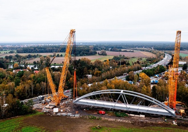 ​Nový most u Brandýsa nad Labem zrychlí vlaky a umožní rozšířit dálnici