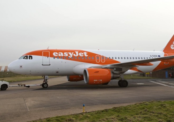 Společnost easyJet slaví 20 let na trhu s novým designem letadel