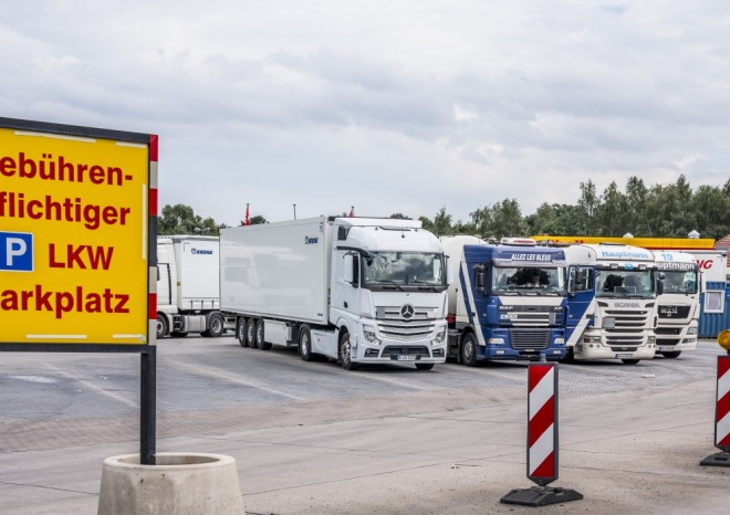 ​Dopravci odmítají zákaz týdenního odpočinku ve vozidlech