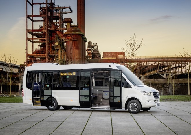 Minibusem roku 2019 se stal Mercedes-Benz Sprinter City 75