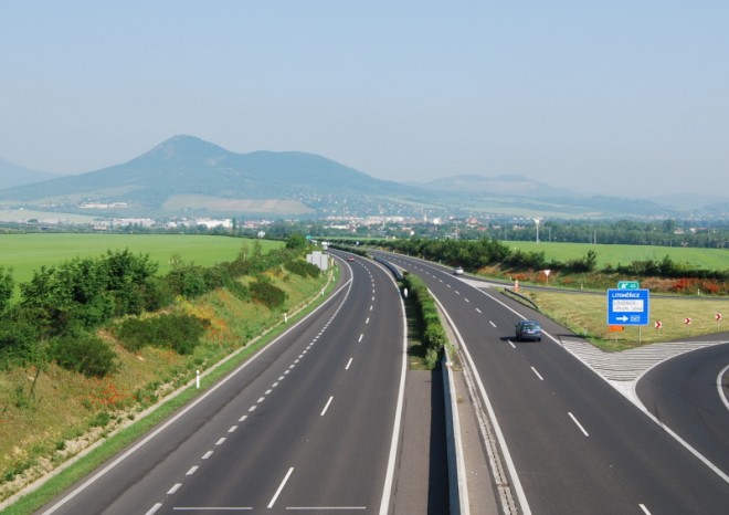 Středoevropští prezidenti chtějí evropský fond pro dopravu