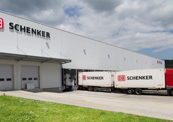 ​Logistická firma DB Schenker otevřela sklad v Ústí u dálnice D8