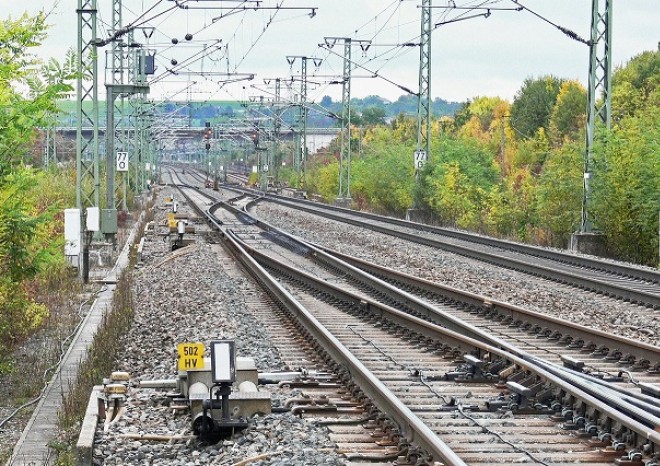 ​Geodeti mapují území pro přípravu trasy Nového železničního spojení Drážďany – Praha