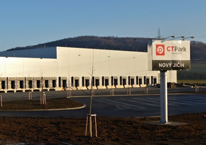 ​DB Schenker rozšířuje logistické sklady i nabízené služby na severní Moravě a Vysočině