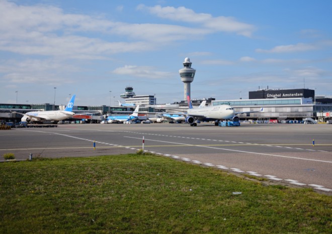 Světové aerolinky zlepšily výhled na příští rok, čekají tržby přes bilion dolarů