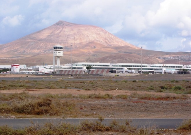 ŘLP řídí letecký provoz na letišti v Lanzarote