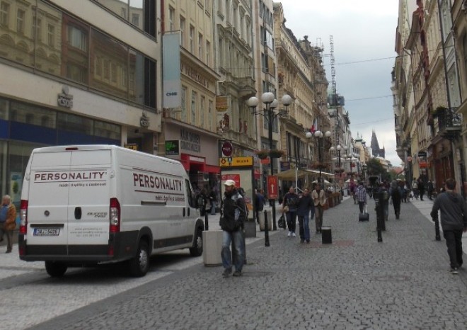 Praha plánuje zavést zásobování ze sdíleného konsolidačního centra