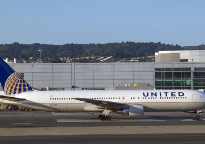 United Airlines začnou příští rok létat z Prahy do New Jersey