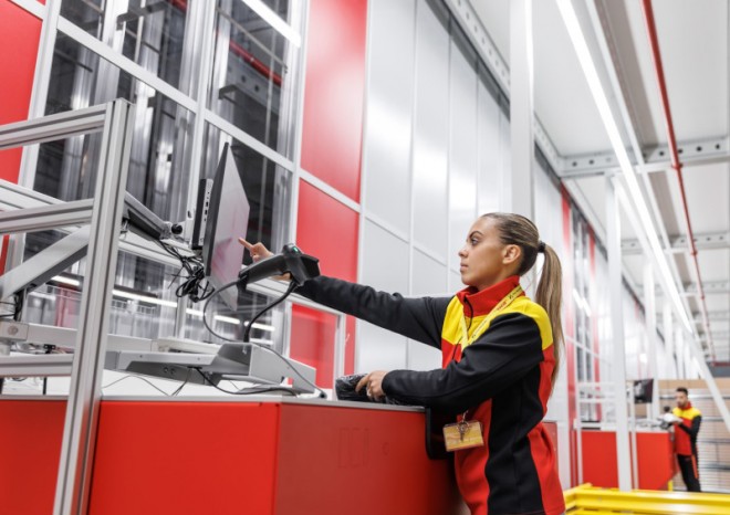 DHL Supply Chain otvírá v Německu své největší automatizované logistické centrum pro zákazníka