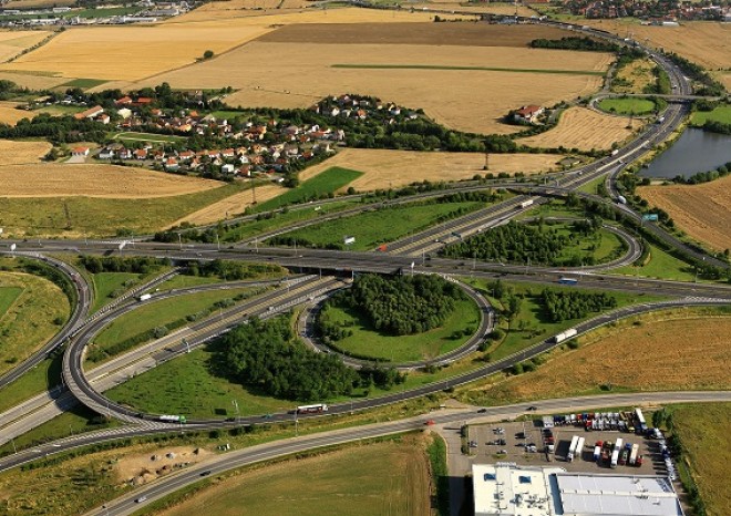 V roce 2020 chce stát otevřít 21 km nových dálnic oproti letošním 34 km