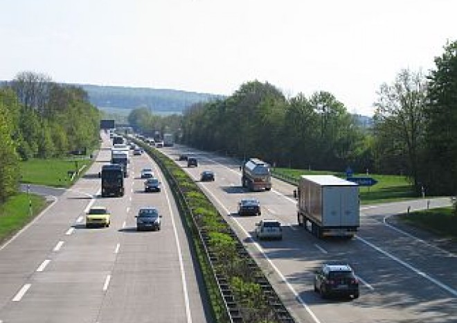 Dopravci podporují průmysl v úsilí o další snižování emisí CO2