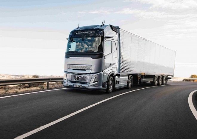 ​Společnost Volvo Trucks obsadila v Evropě první příčku v registracích nákladních vozidel od 16 tun