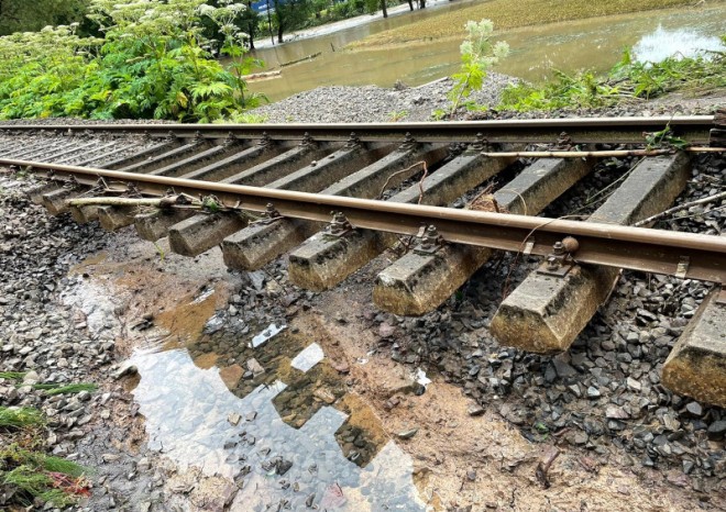 Deutsche Bahn odhaduje povodňové škody na své síti na 1,3 miliardy EUR