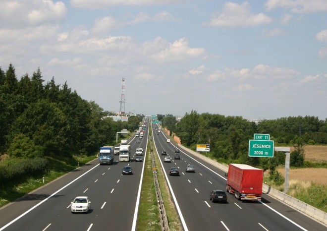 Nadměrný hluk pochází zejména ze silniční dopravy