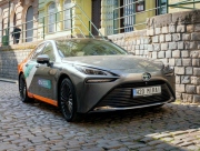 Anytime carsharing testuje provoz vodíkové Toyoty Mirai