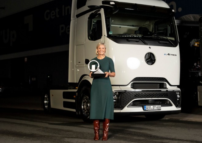 Titul Truck of the Year 2025 získal Mercedes-Benz eActros 600