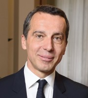 Bývalý rakouský kancléř Christian Kern je ve vedení ruských železnic