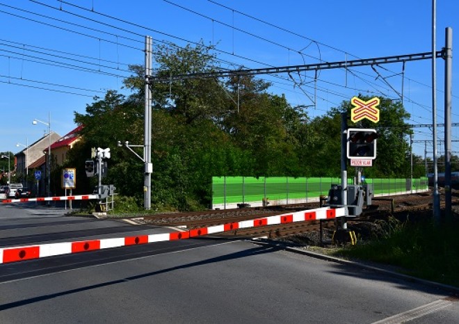 ​Železniční přejezdy jsou nebezpečné nejen pro řidiče