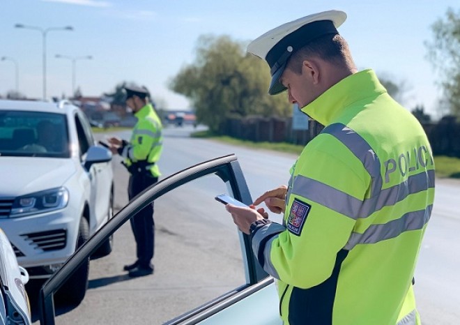 ​Policisté o posledním prázdninovém víkendu zaznamenali na šest tisíc přestupků