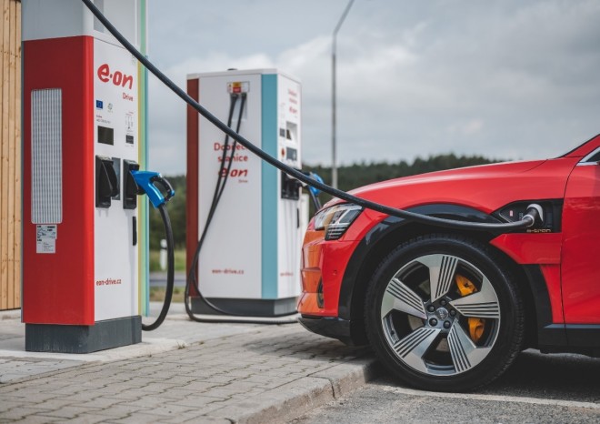 ​E.ON loni postavil 58 veřejných dobíjecích stanic pro elektromobily