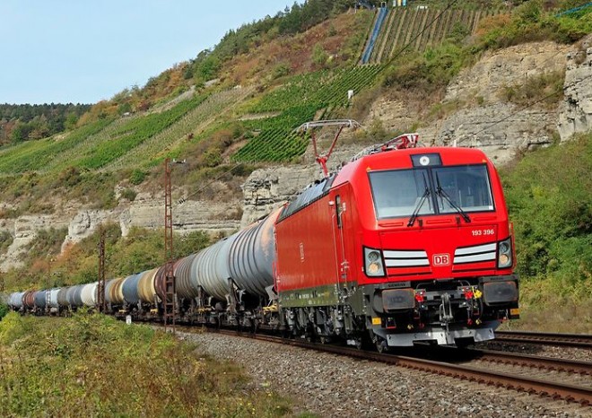 Strojvedoucí nákladní dopravy německých drah vstupují do stávky