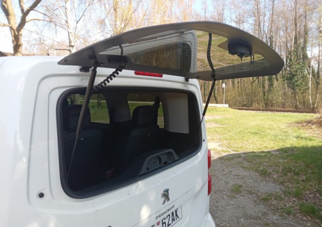 Řešení pro zelenou logistiku: Peugeot e-Traveller