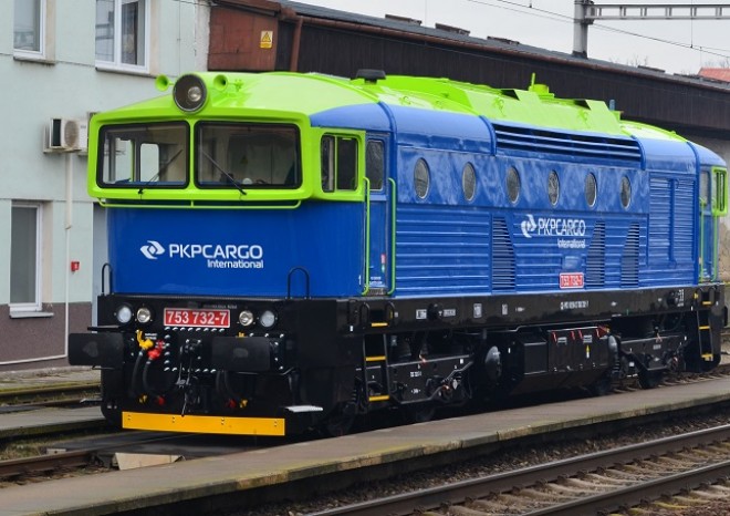 ​PKP CARGO INTERNATIONAL převzala první lokomotivu 753 s novým brandingem